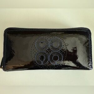 Elegant Coach Navy Blue Patent Leather Wallet
